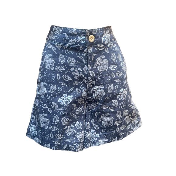 Jachs Girlfriend Floral Chino Shorts | Blue | Elastic Waist | Size M - Picture 2 of 10